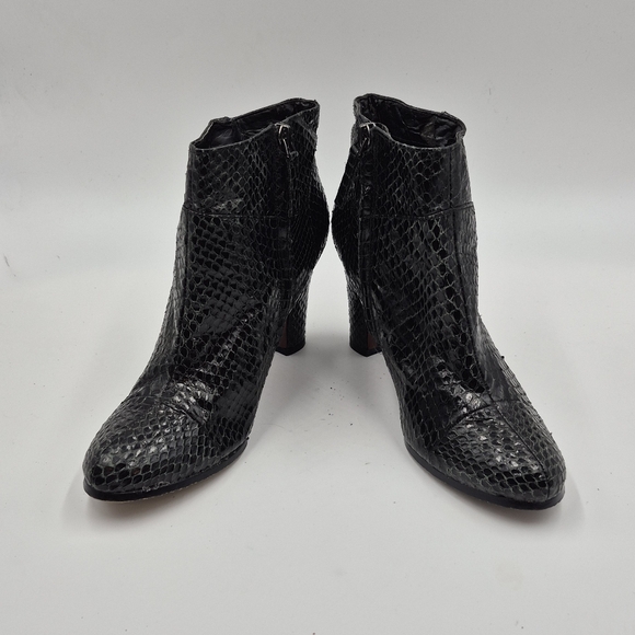 Sam Edelman-Salinas Boot - Picture 3 of 9